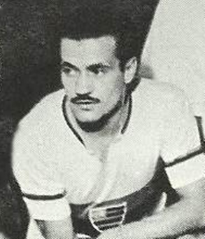 Fotografia histórica real de Sylvio Pirillo em campo vestindo o Manto Sagrado do primeiro Tricampeonato Carioca (1942-1943-1944). (Fonte Oficial: Acervo Jornal dos Sports, Correio da Manhã & O Globo)