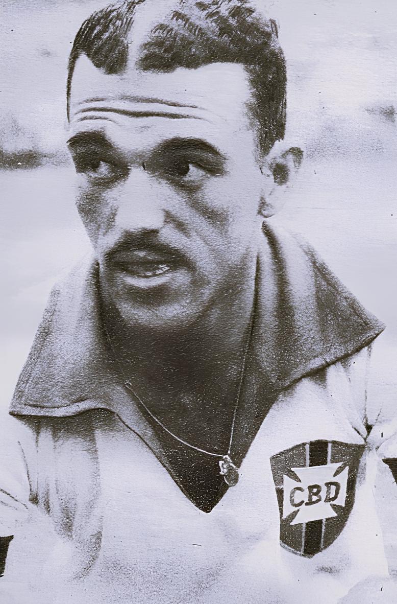 Fotografia histórica real de Jair da Rosa Pinto em campo pelo Clube de Regatas do Flamengo — destaque da temporada de 1949, preservada nos acervos fotográficos da imprensa esportiva brasileira. (Fonte Oficial: Acervo Jornal dos Sports, Correio da Manhã / Arquivo Nacional & Manchete Esportiva)