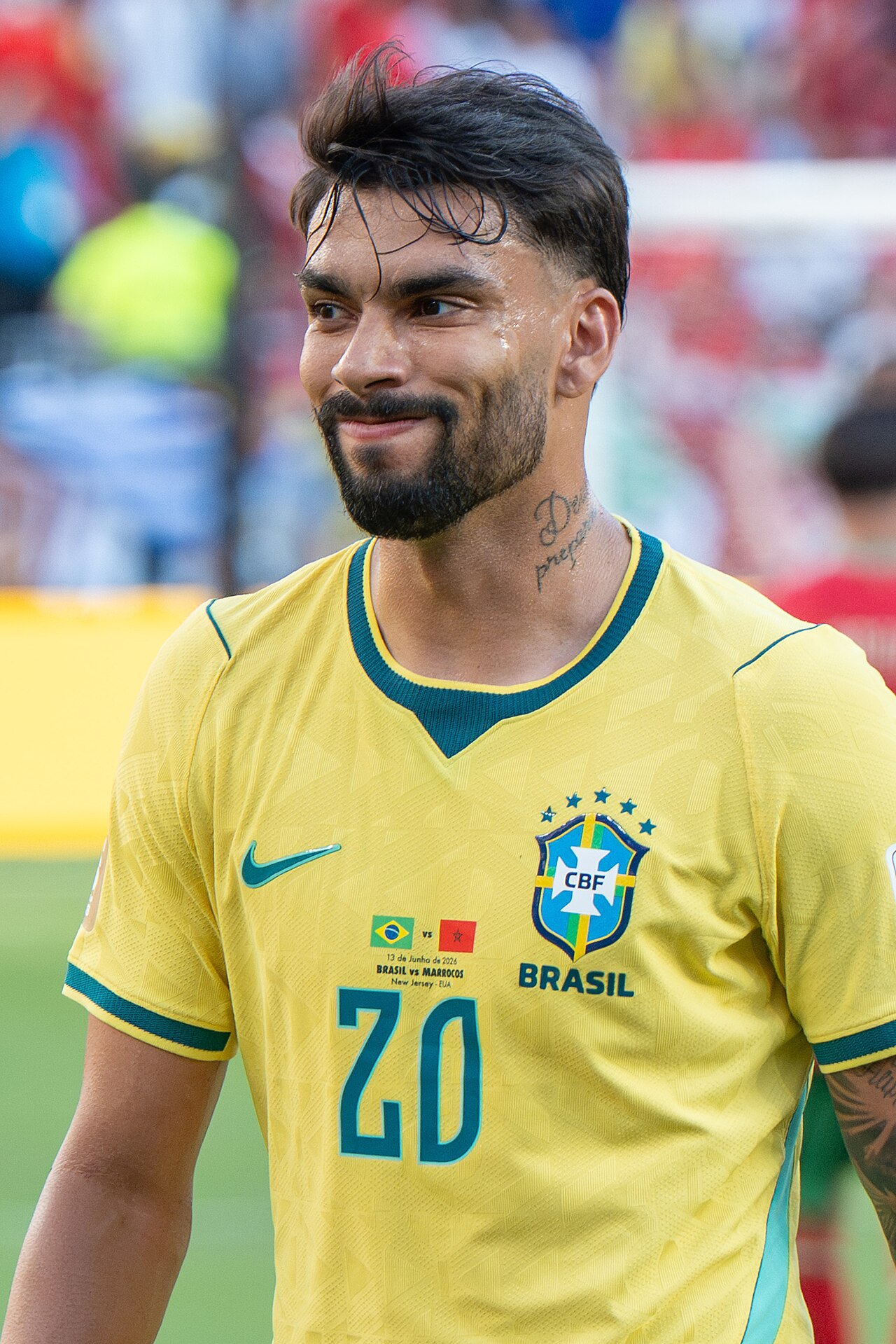 Fotografia histórica real de Lucas Paquetá em campo pelo Clube de Regatas do Flamengo — destaque da temporada de 2018, preservada nos acervos fotográficos da imprensa esportiva brasileira. (Fonte Oficial: Acervo Diário Lance!, O Globo & Folha de S.Paulo)